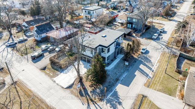 1050 Edgeleigh Ave, House detached with 4 bedrooms, 6 bathrooms and 8 parking in Mississauga ON | Image 35