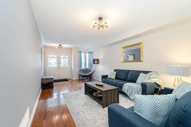 23 Vessel Cres, House detached with 3 bedrooms, 3 bathrooms and 3 parking in Toronto ON | Image 35