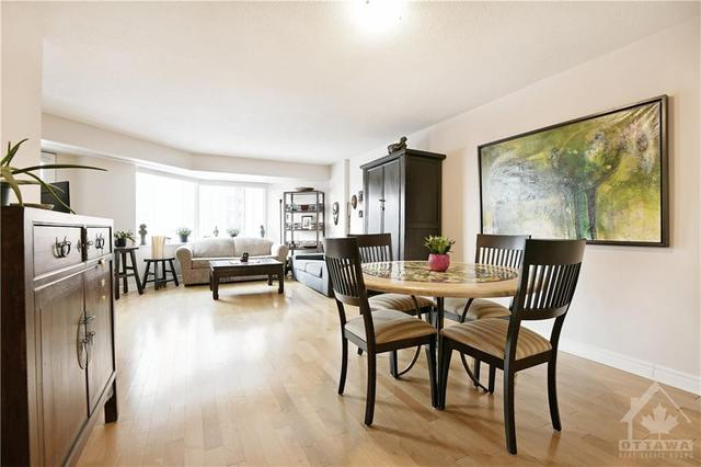 809 - 151 Bay Street, Condo with 3 bedrooms, 2 bathrooms and 1 parking in Ottawa ON | Image 10