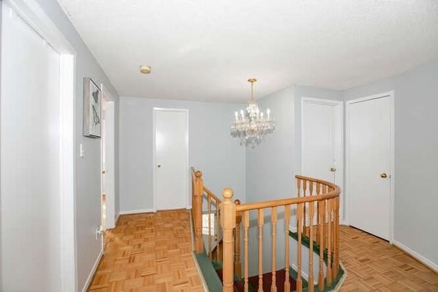 32 Forrester Dr E, House detached with 4 bedrooms, 4 bathrooms and 5 parking in Brampton ON | Image 16