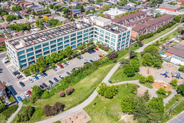 116 - 1001 Roselawn Ave, Condo with 1 bedrooms, 1 bathrooms and 1 parking in Toronto ON | Image 8
