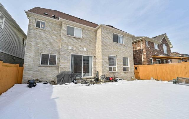 23 Ainsbury Ave, House detached with 5 bedrooms, 5 bathrooms and 4 parking in Ajax ON | Image 33