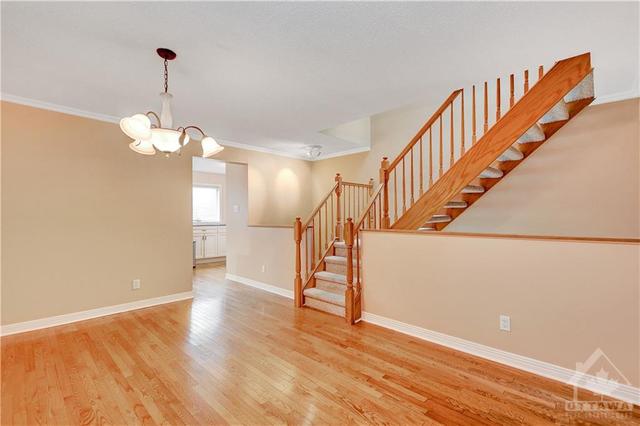 282 Murray Street, Home with 3 bedrooms, 3 bathrooms and 3 parking in Ottawa ON | Image 14
