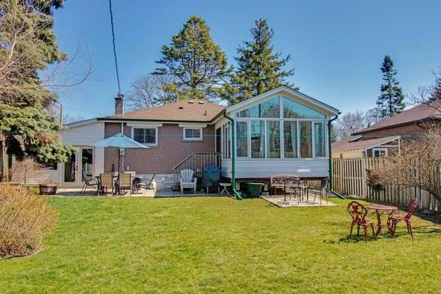 890 Douglas Ave, House detached with 2 bedrooms, 2 bathrooms and 4 parking in Pickering ON | Image 26