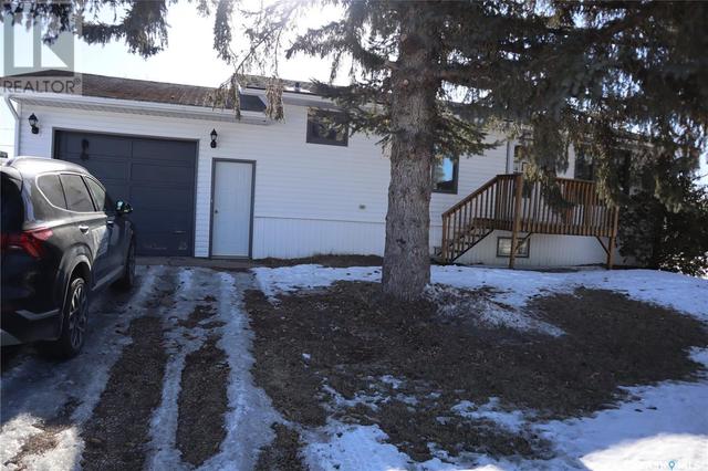130 Skye Drive, House detached with 4 bedrooms, 2 bathrooms and null parking in Colonsay SK | Image 2
