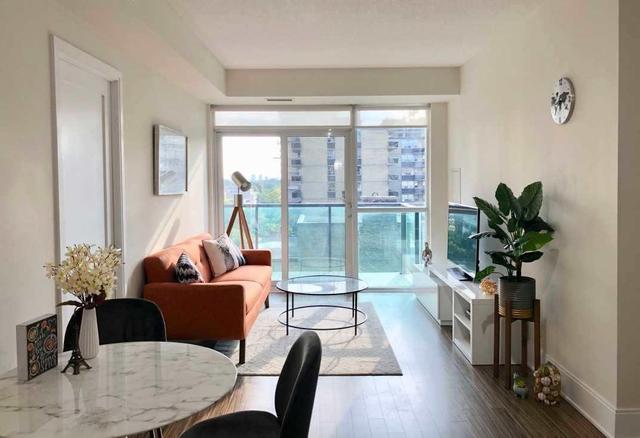 404 - 25 Broadway Ave, Condo with 2 bedrooms, 2 bathrooms and 1 parking in Toronto ON | Image 9