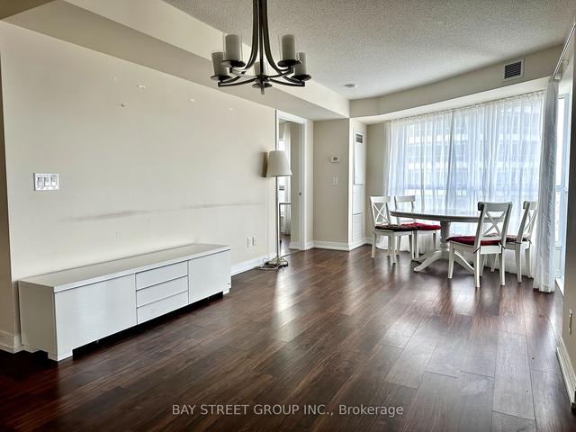 1908 - 151 Village Green Sq, Condo with 2 bedrooms, 2 bathrooms and 1 parking in Toronto ON | Image 9