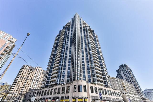 529 - 500 Doris Ave, Condo with 2 bedrooms, 2 bathrooms and 1 parking in Toronto ON | Image 1
