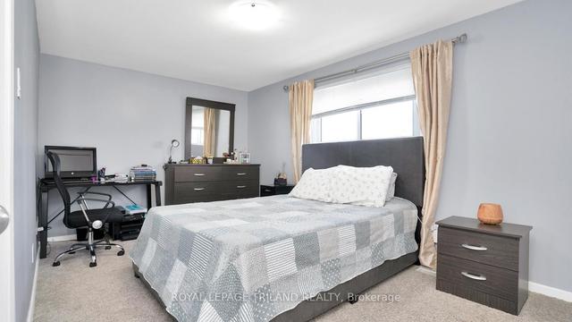 2 Glenroy Rd, House detached with 3 bedrooms, 2 bathrooms and 3 parking in London ON | Image 7