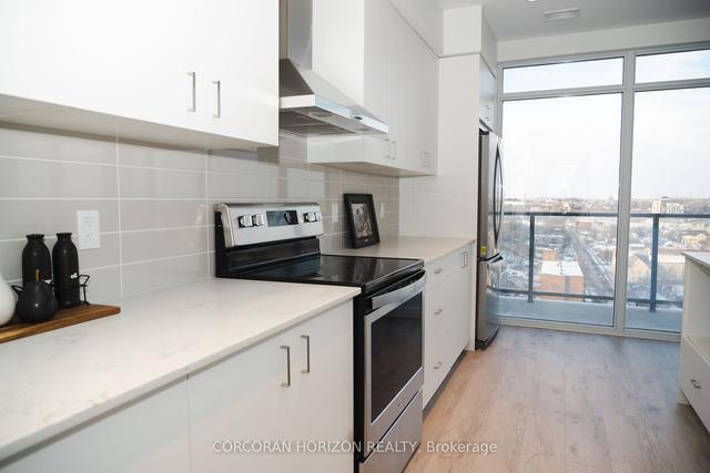 1401 - 15 Glebe St, Condo with 2 bedrooms, 2 bathrooms and 1 parking in Cambridge ON | Image 9