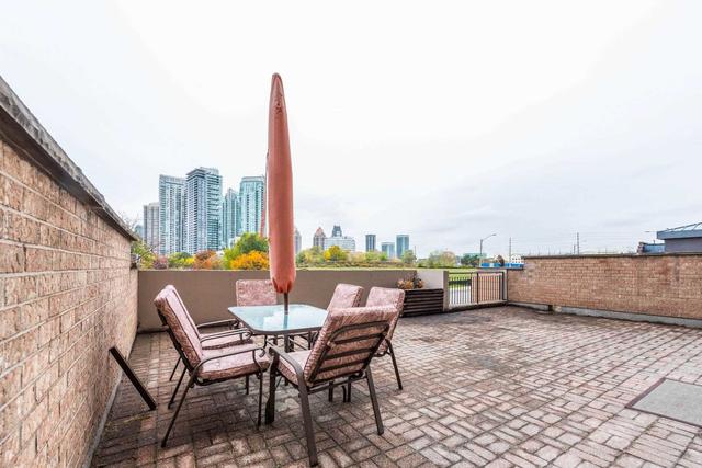 208 - 285 Enfield Pl, Condo with 2 bedrooms, 2 bathrooms and 1 parking in Mississauga ON | Image 24
