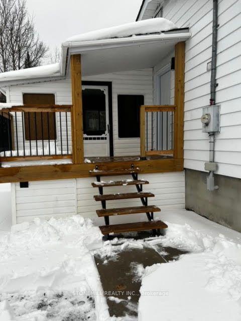 143 Arthur St N, House detached with 3 bedrooms, 1 bathrooms and 10 parking in Sudbury, Unorganized, North Part ON | Image 6