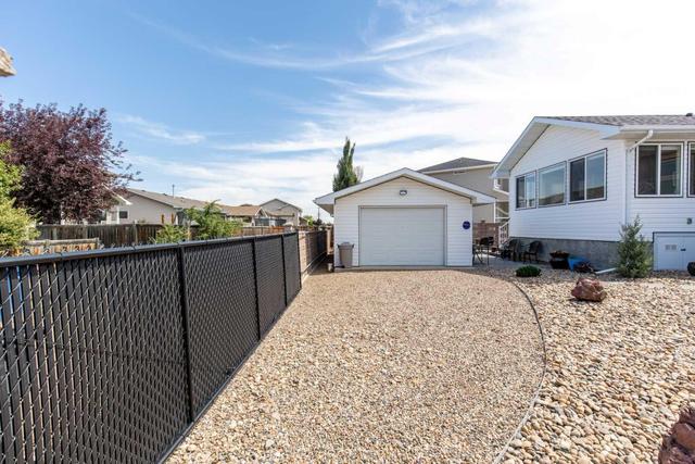 64 Scott Green Se, House detached with 4 bedrooms, 3 bathrooms and 3 parking in Medicine Hat AB | Image 39
