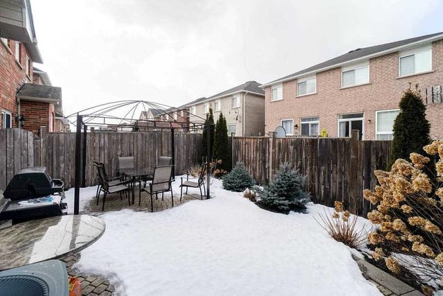 3511 Bala Dr, House semidetached with 3 bedrooms, 3 bathrooms and 2 parking in Mississauga ON | Image 27