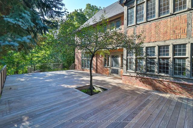 372 Old Yonge St, House detached with 8 bedrooms, 10 bathrooms and 15 parking in Toronto ON | Image 16