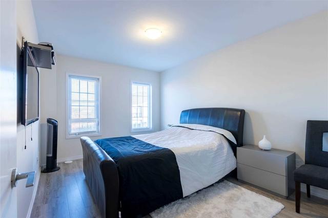 c12 - 26 Bruce St, Townhouse with 2 bedrooms, 2 bathrooms and 1 parking in Vaughan ON | Image 6