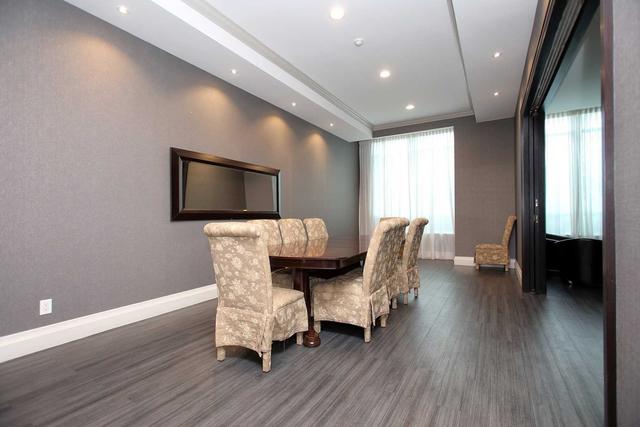 1401 - 88 Promenade Circ, Condo with 2 bedrooms, 2 bathrooms and 1 parking in Vaughan ON | Image 20