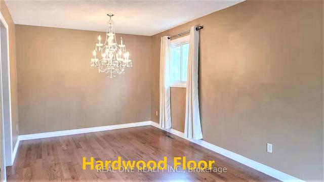 upper - 2405 Benedet Dr, House detached with 3 bedrooms, 2 bathrooms and 3 parking in Mississauga ON | Image 17