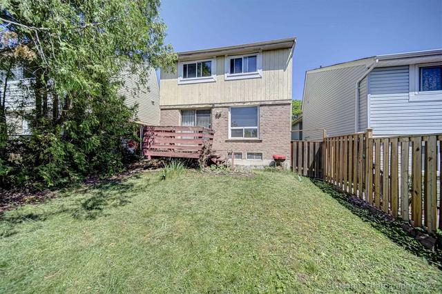 61 Croach Cres, House detached with 3 bedrooms, 3 bathrooms and 3 parking in Toronto ON | Image 7