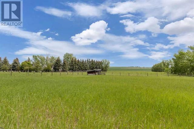243039 Range Road 260, House detached with 6 bedrooms, 3 bathrooms and null parking in Wheatland County AB | Image 47