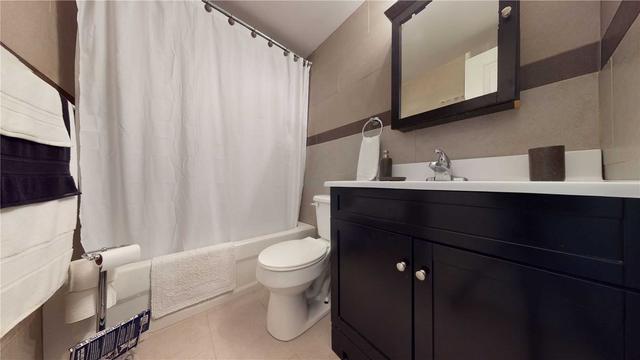 1205 - 541 Blackthorn Ave, Condo with 2 bedrooms, 1 bathrooms and 1 parking in Toronto ON | Image 8