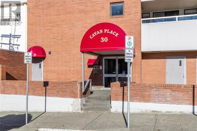 114 - 30 Cavan St, Condo with 1 bedrooms, 1 bathrooms and 1 parking in Nanaimo BC | Image 4