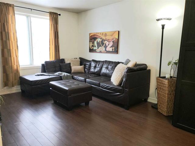 103 - 28 Victoria Ave N, Condo with 2 bedrooms, 1 bathrooms and 1 parking in Hamilton ON | Image 8