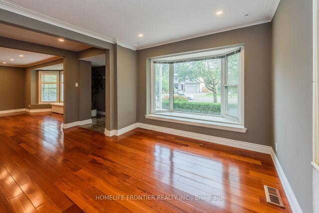 326 Drewry Ave, House detached with 4 bedrooms, 4 bathrooms and 7 parking in Toronto ON | Image 5