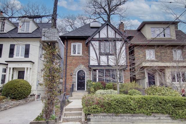 49 Astley Ave, House detached with 3 bedrooms, 2 bathrooms and 1 parking in Toronto ON | Image 1