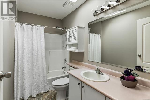 406 - 275 First St, Condo with 2 bedrooms, 2 bathrooms and 1 parking in Duncan BC | Image 17