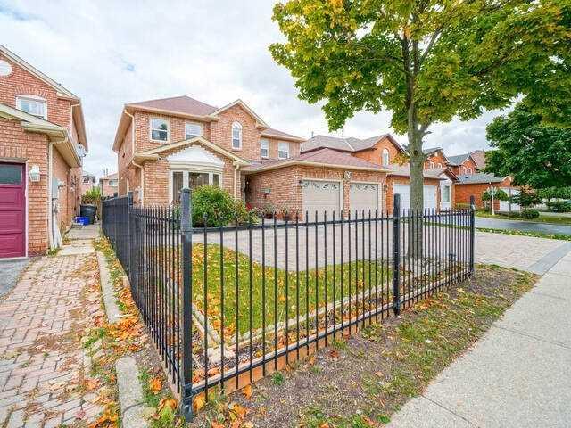 364 Bristol Rd W, House detached with 4 bedrooms, 6 bathrooms and 7 parking in Mississauga ON | Image 3