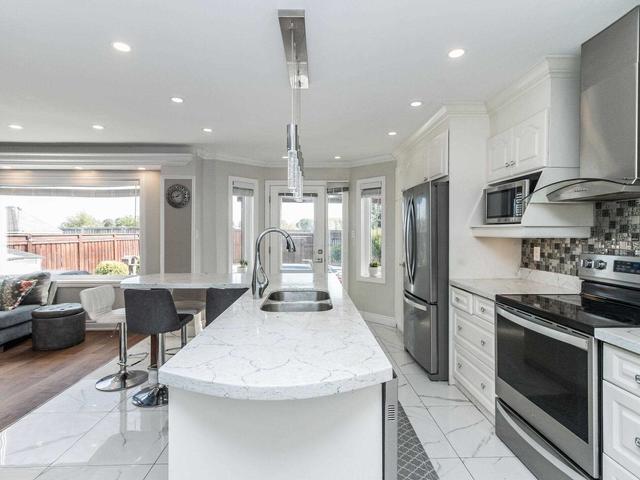 4408 Romfield Cres, House detached with 4 bedrooms, 4 bathrooms and 4 parking in Mississauga ON | Image 5
