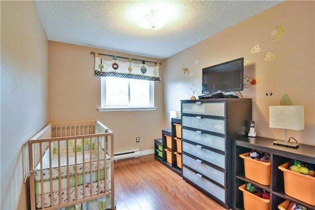 23 Briar Path, Townhouse with 3 bedrooms, 2 bathrooms and 1 parking in Brampton ON | Image 15