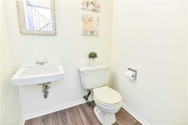 6 Campania Cres, House detached with 3 bedrooms, 3 bathrooms and 1 parking in Toronto ON | Image 11