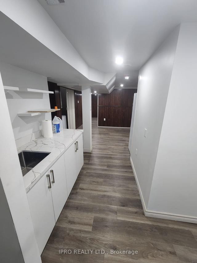 (lower) - 37 Deerbrook Tr, House detached with 2 bedrooms, 1 bathrooms and 1 parking in Toronto ON | Image 11