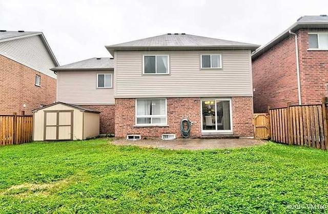 104 Northern Dancer Dr, House detached with 4 bedrooms, 5 bathrooms and 2 parking in Oshawa ON | Image 20
