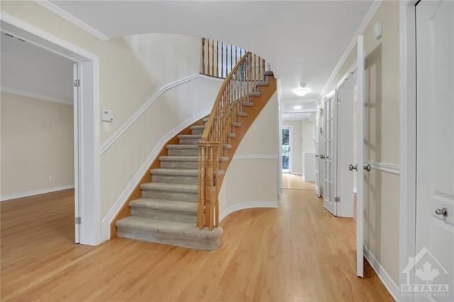 6257 Beausejour Drive, House detached with 4 bedrooms, 4 bathrooms and 6 parking in Ottawa ON | Image 2