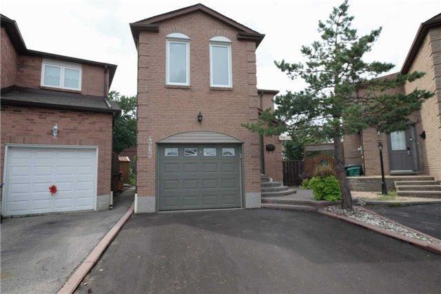 4262 Camaro Crt, House detached with 3 bedrooms, 2 bathrooms and 2 parking in Mississauga ON | Image 1