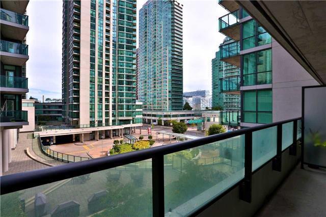408 - 33 Bay St, Condo with 1 bedrooms, 1 bathrooms and 1 parking in Toronto ON | Image 11