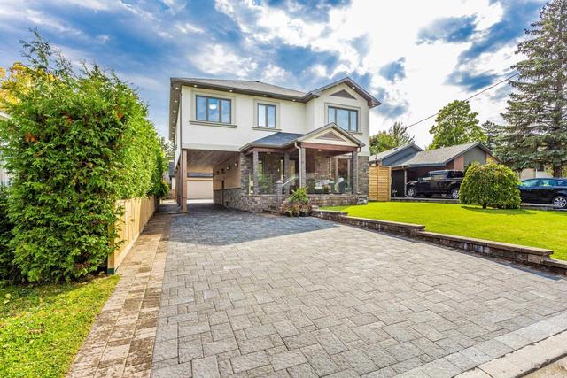 67 Child Dr, House detached with 5 bedrooms, 5 bathrooms and 16 parking in Aurora ON | Image 1