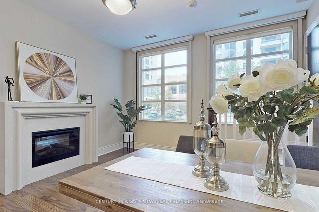 th5 - 500 Doris Ave, Townhouse with 3 bedrooms, 3 bathrooms and 2 parking in Toronto ON | Image 2