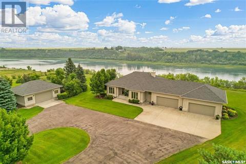 43 Cathedral Bluffs Road, Cathedral Bluffs, SK, S7P1A1 | Card Image