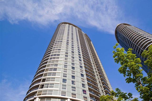 1004 - 125 Village Green Sq, Condo with 2 bedrooms, 2 bathrooms and 1 parking in Toronto ON | Image 1