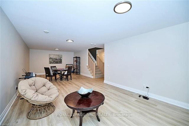 35 Taliesin Tr, Townhouse with 2 bedrooms, 3 bathrooms and 2 parking in Welland ON | Image 16