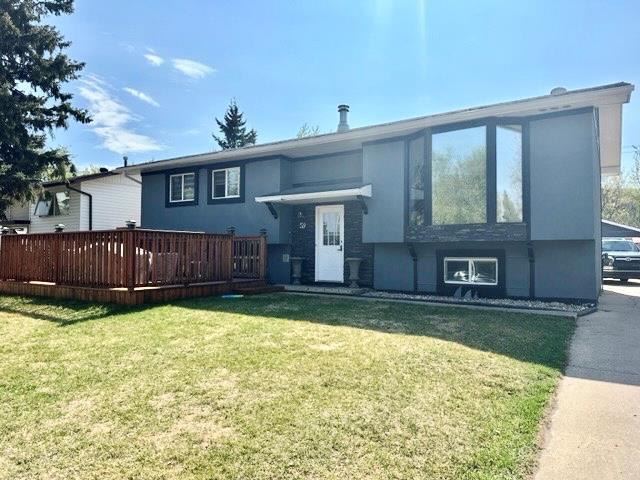 59 Bell Crescent, House detached with 5 bedrooms, 2 bathrooms and 5 parking in Wood Buffalo AB | Image 2