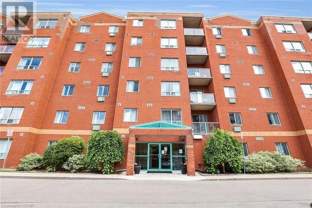 77 Baseline Road W Unit# 507, Condo with 2 bedrooms, 2 bathrooms and 1 parking in London ON | Image 3