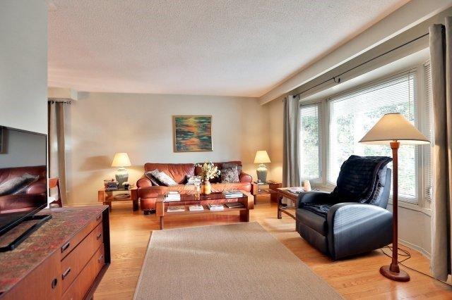 2275 Council Ring Rd, House detached with 3 bedrooms, 2 bathrooms and 2 parking in Mississauga ON | Image 3