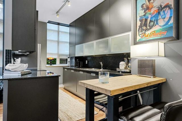 106 - 380 Macpherson Ave, Condo with 3 bedrooms, 3 bathrooms and 1 parking in Toronto ON | Image 30