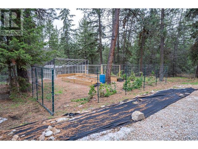 338 Howards Road, House detached with 3 bedrooms, 2 bathrooms and 2 parking in North Okanagan B BC | Image 35