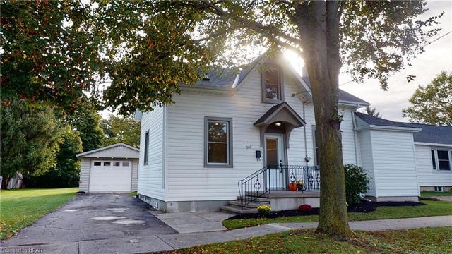 165 South Street, House detached with 3 bedrooms, 1 bathrooms and 4 parking in Goderich ON | Image 1